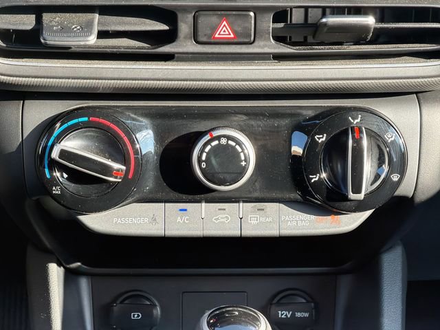 Used 2023 Hyundai Kona SEL image 18