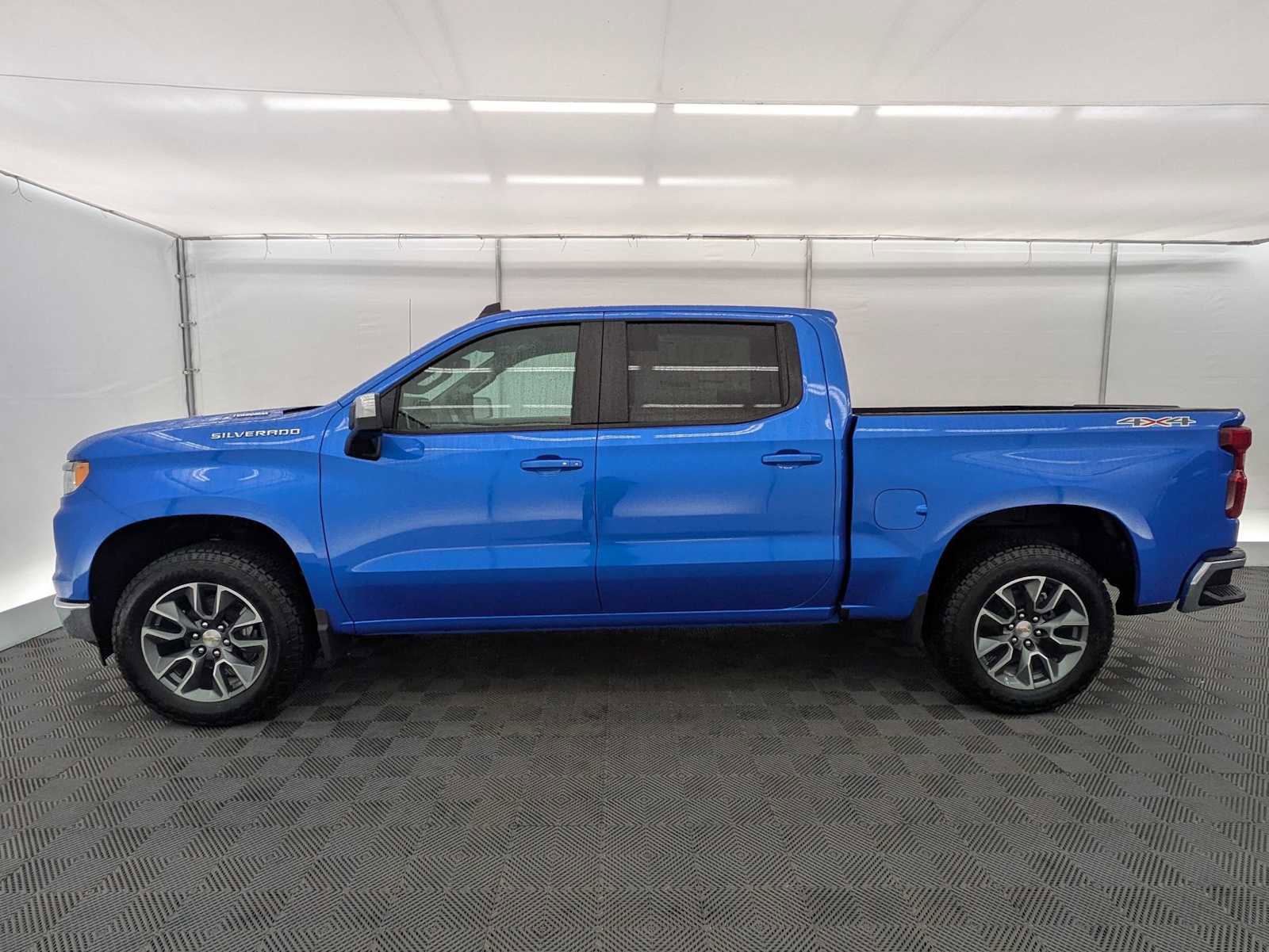 New 2026 Chevrolet Silverado 1500 LT image 3