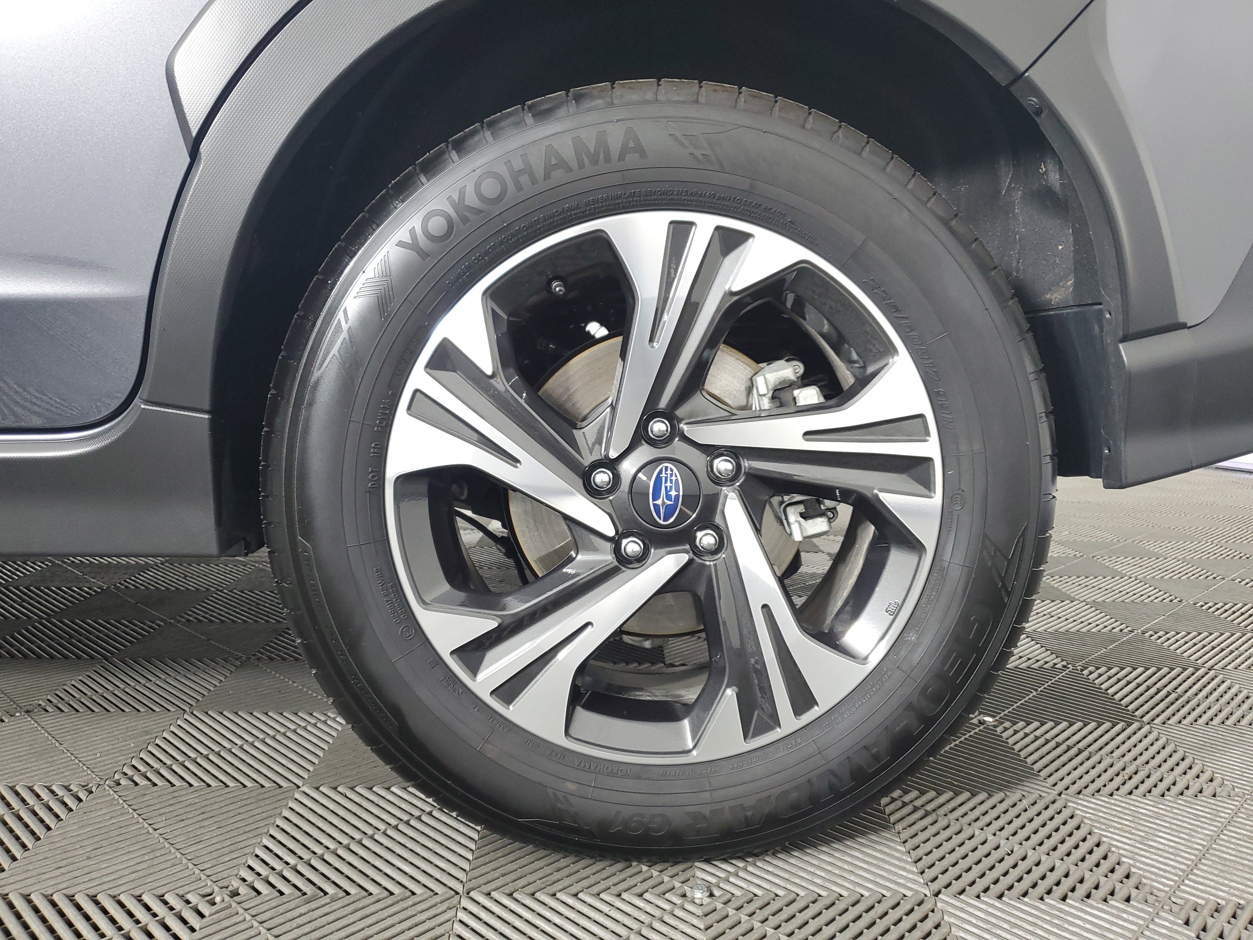 Used 2025 Subaru Crosstrek 2.5i Premium image 31