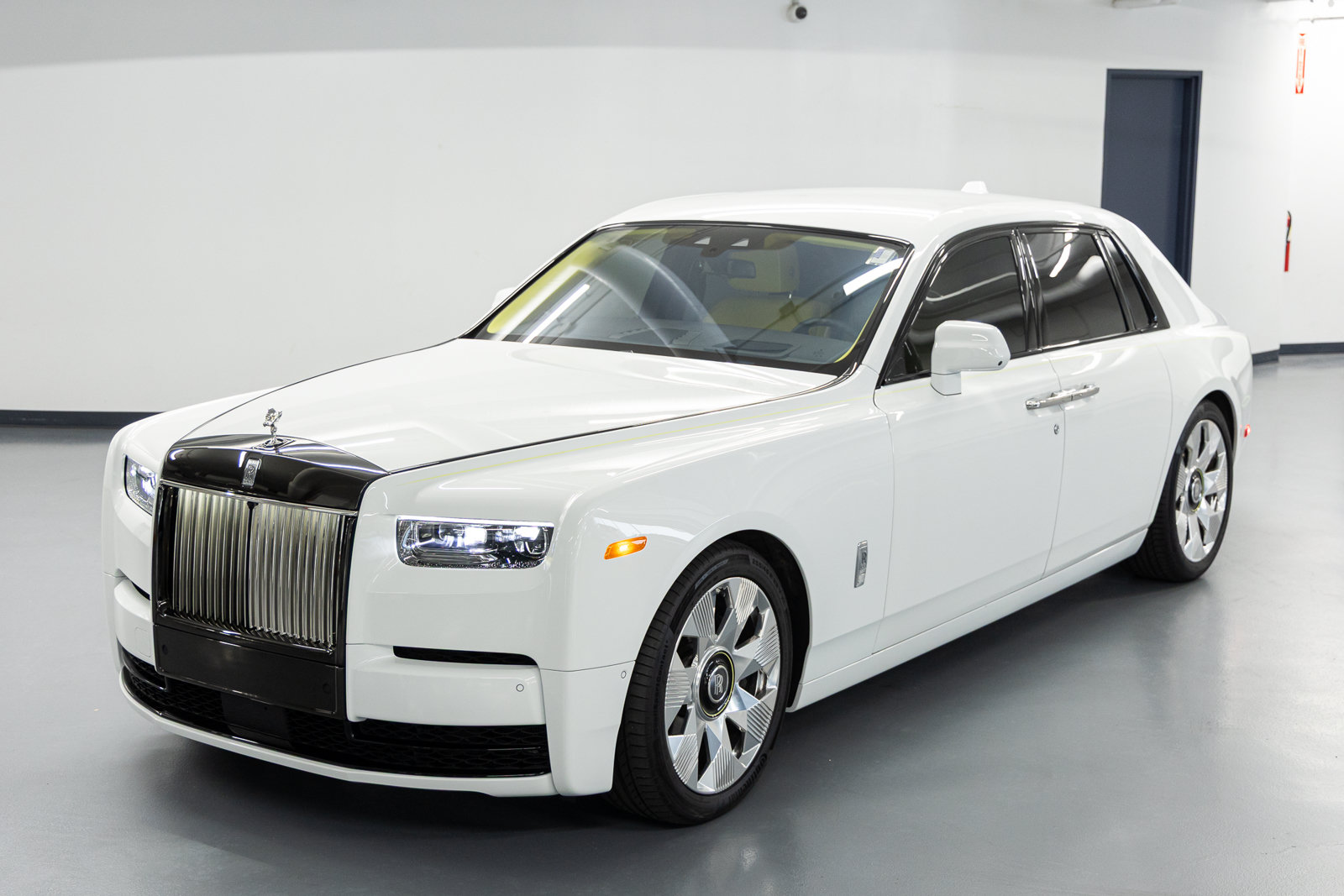 Certified 2024 Rolls-Royce Phantom Sedan w/ The Phantom Package RWD image 70