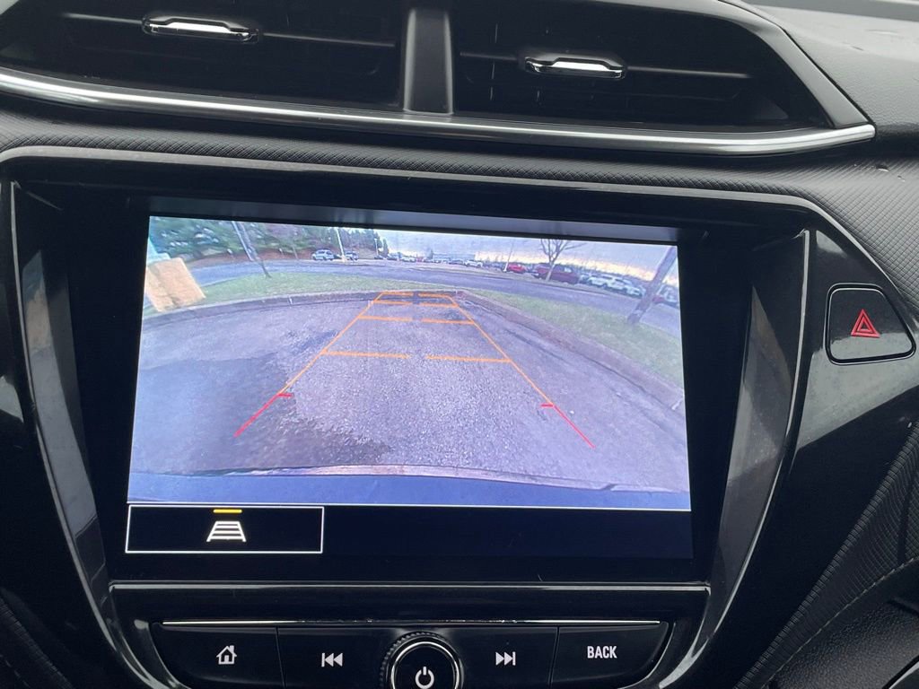 Used 2021 Chevrolet TrailBlazer ACTIV w/ Technology Package image 37