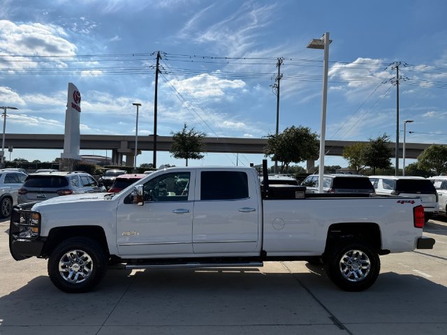 Used 2019 Chevrolet Silverado 3500 High Country w/ Duramax Plus Package AWD/4WD image 7