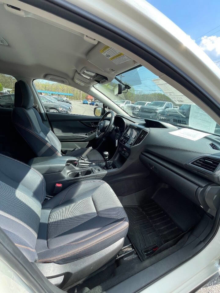 Used 2018 Subaru Crosstrek 2.0i Premium w/ Popular Package #3 AWD/4WD image 15