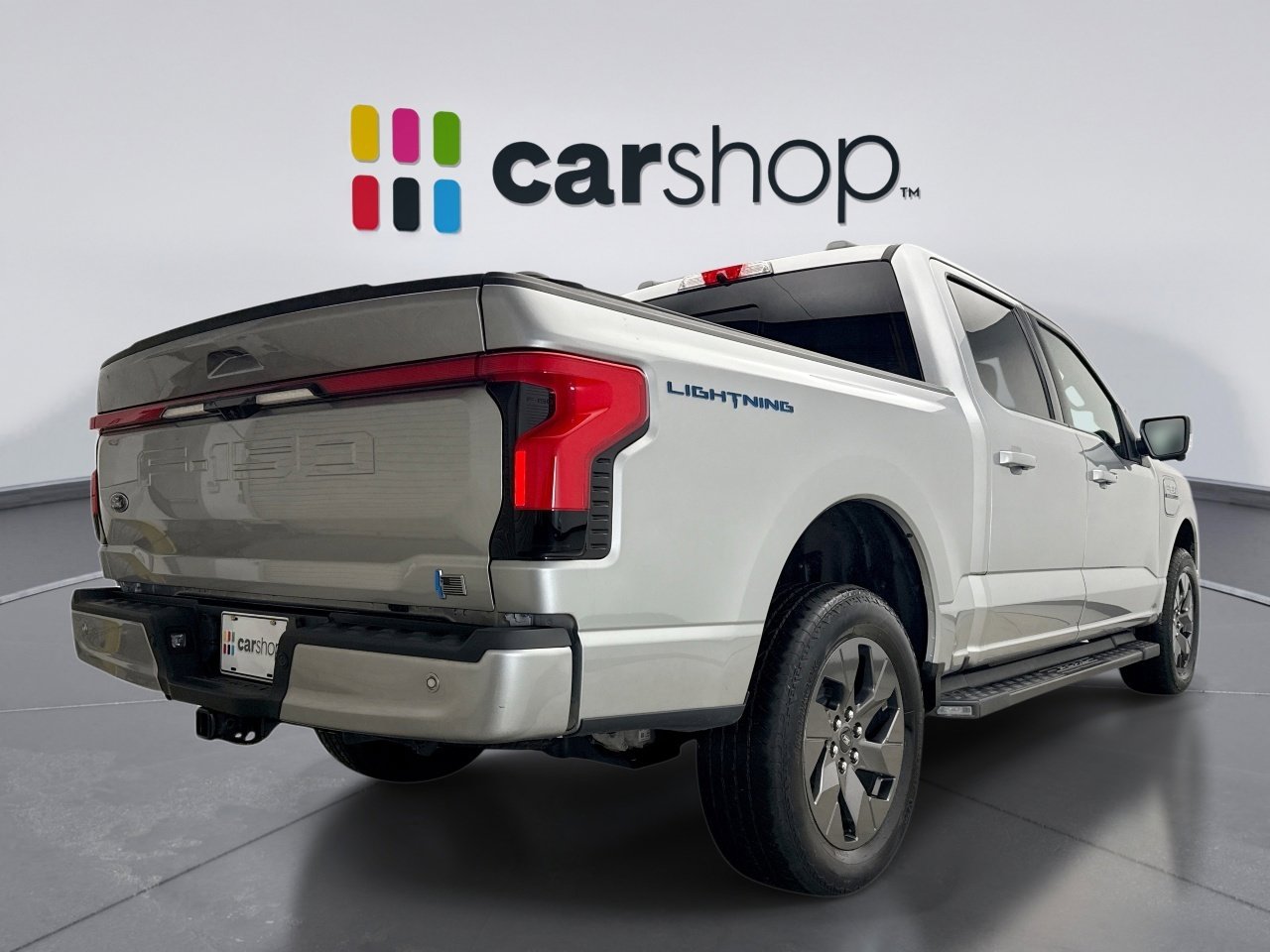 Used 2023 Ford F150 Lightning Lariat w/ Max Trailer Tow Package image 5