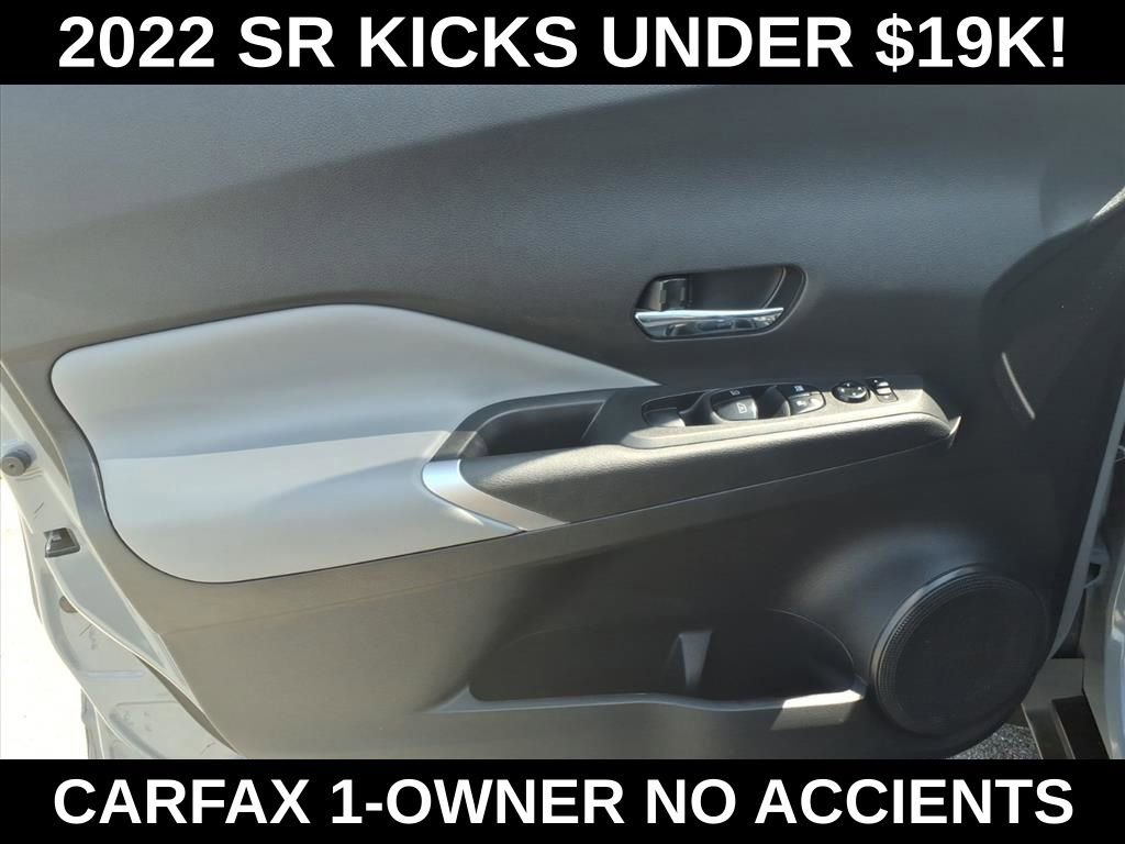 Used 2022 Nissan Kicks SR w/ Premium Package image 11