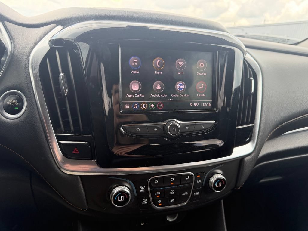 Used 2020 Chevrolet Traverse LT FWD image 19