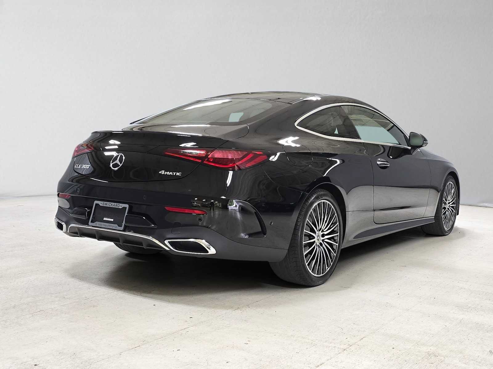 New 2026 Mercedes-Benz CLE 300 4MATIC Coupe image 3