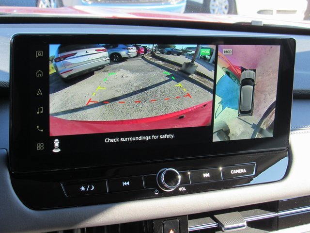 New 2025 Mitsubishi Outlander SE image 15