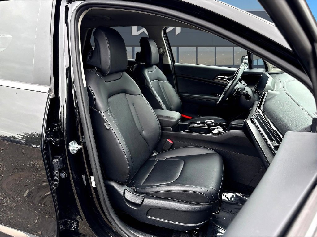 Used 2023 Kia Sportage EX AWD/4WD image 31
