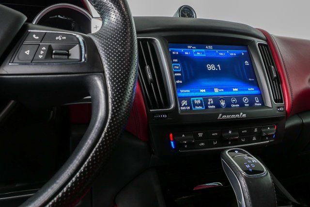 Used 2019 Maserati Levante S GranSport image 14
