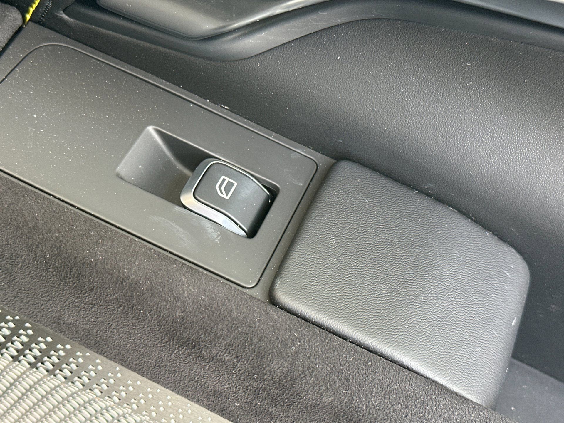 Used 2025 Lotus Emira RWD image 16