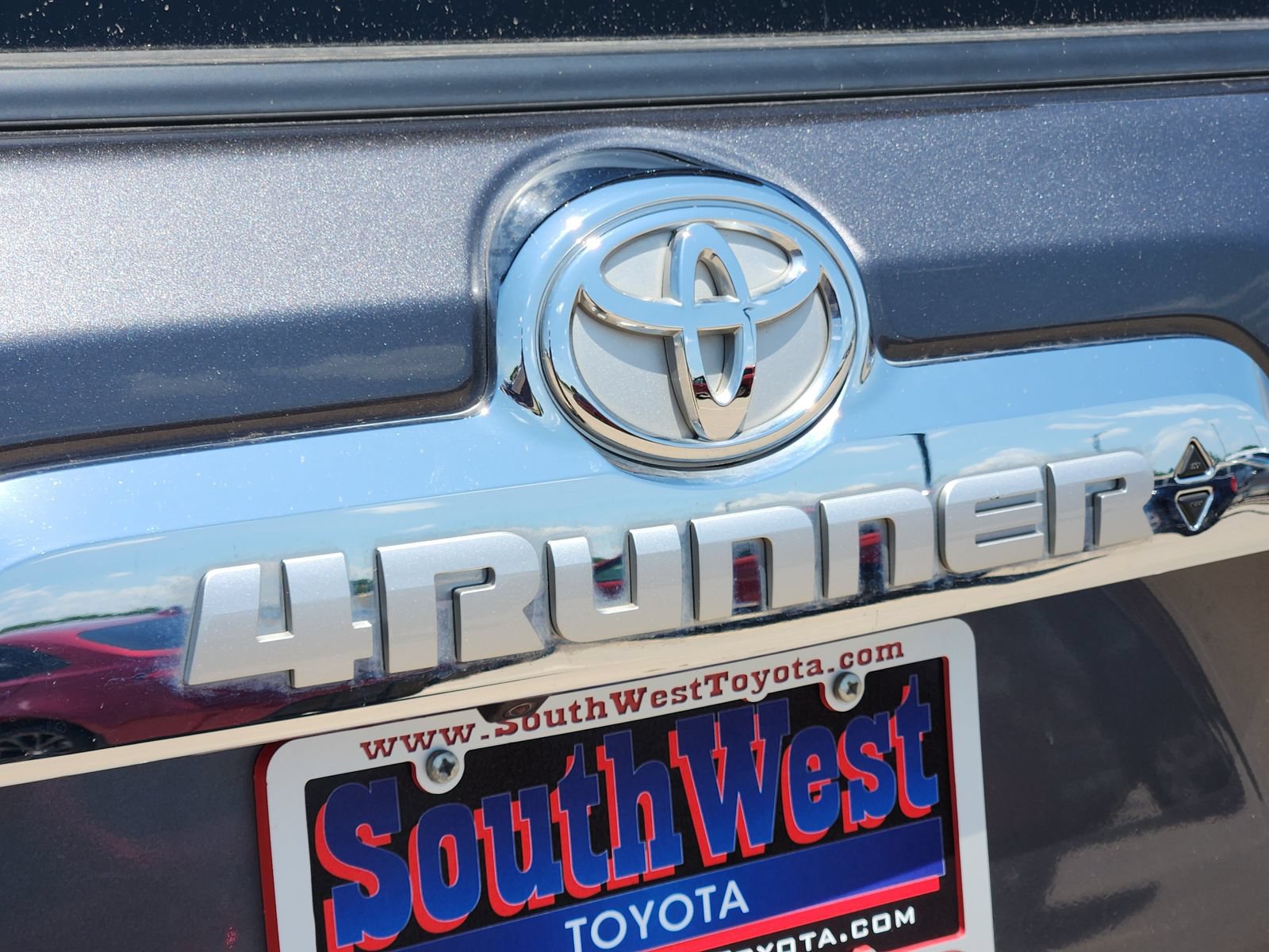 Used 2021 Toyota 4Runner Limited AWD/4WD image 12