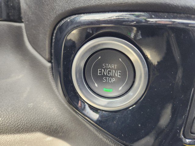 Used 2025 Chevrolet Silverado 2500 ZR2 w/ Technology Package image 60