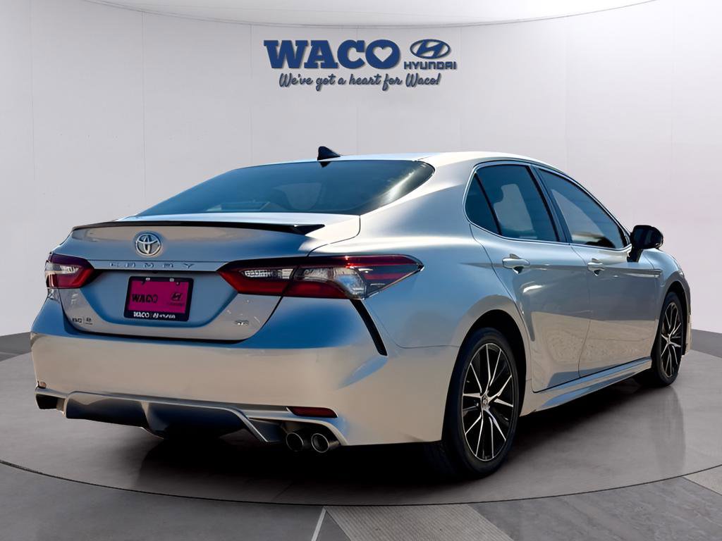 Used 2022 Toyota Camry SE image 8