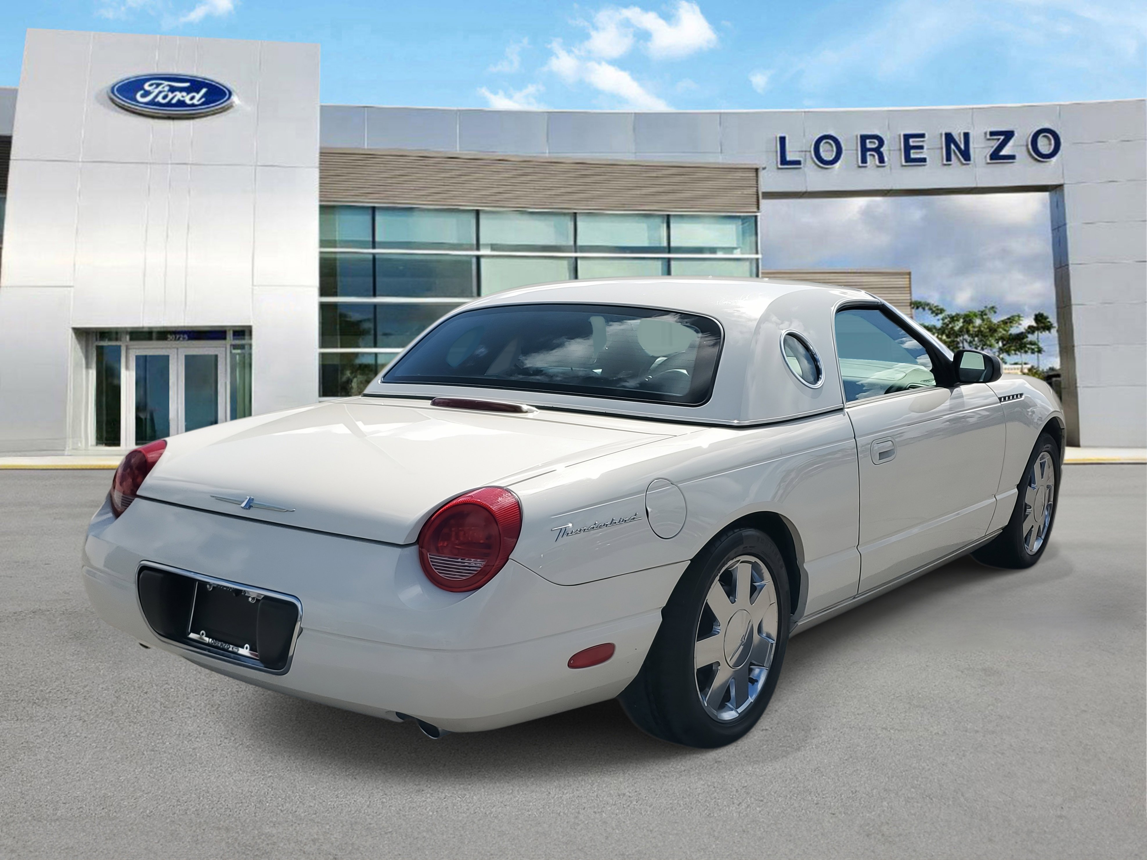 Used 2002 Ford Thunderbird image 5