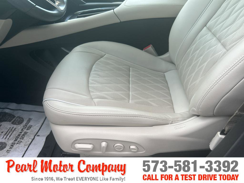 Certified 2023 Buick Enclave Avenir w/ Avenir Technology Package AWD/4WD image 10