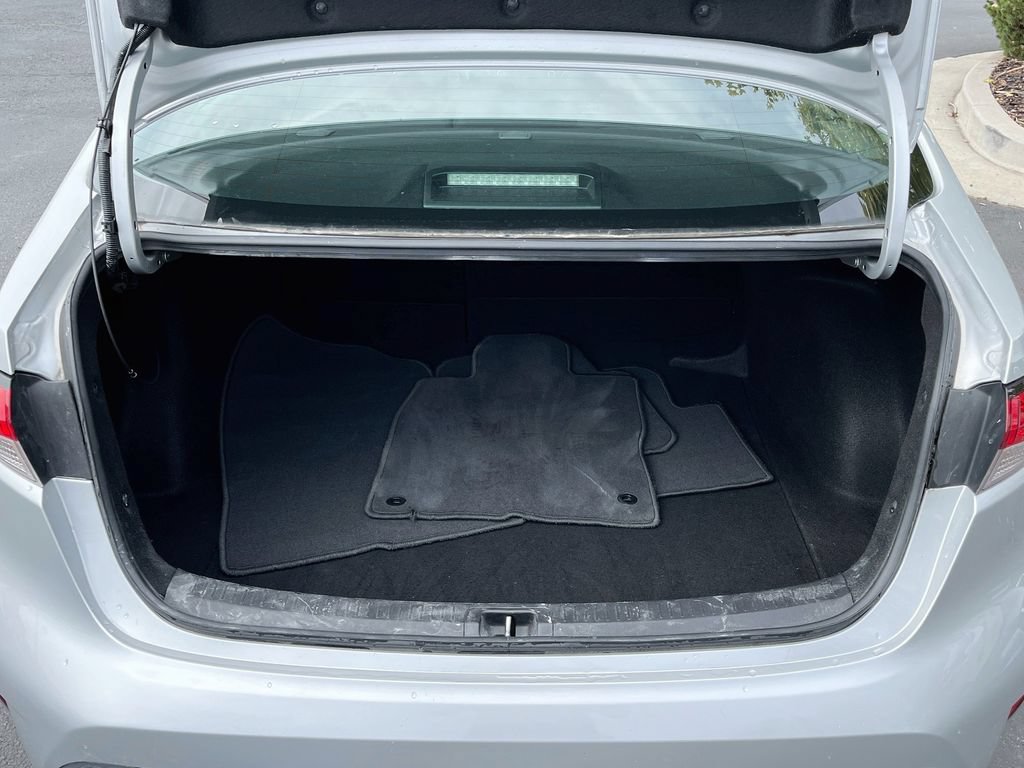 Used 2024 Toyota Corolla LE FWD image 25