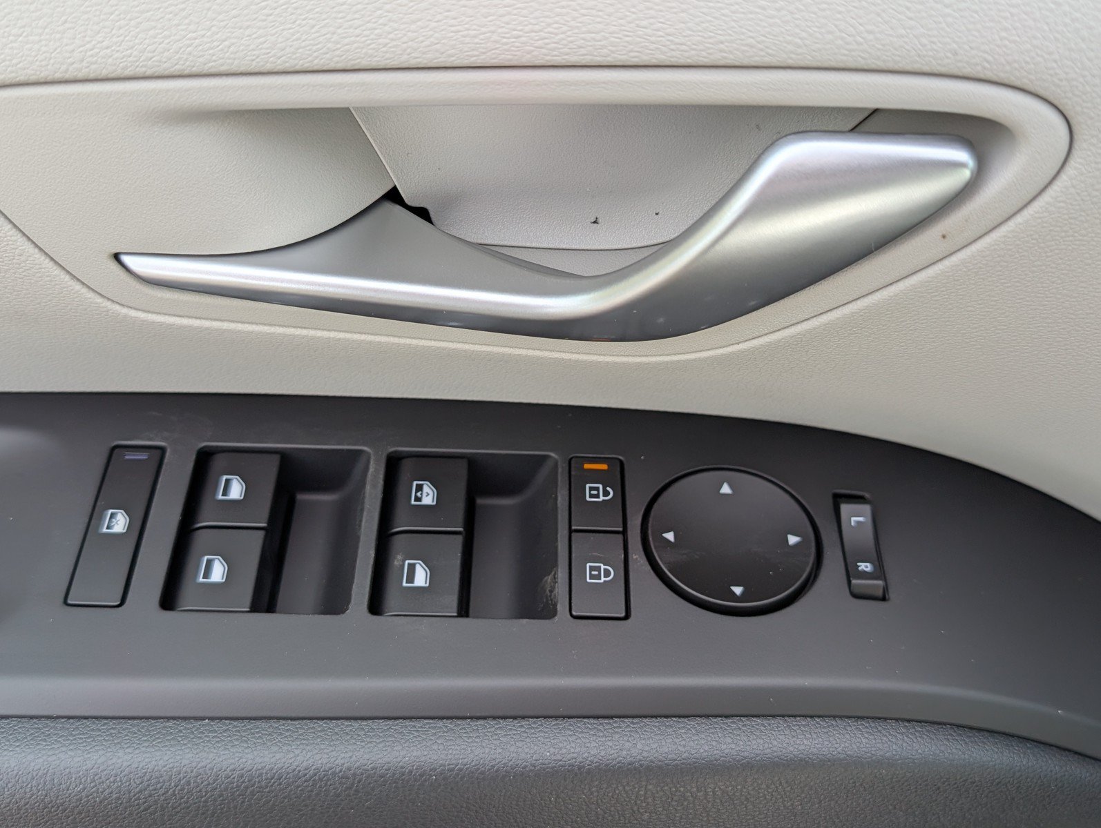 New 2026 Hyundai Tucson Blue SE FWD image 16
