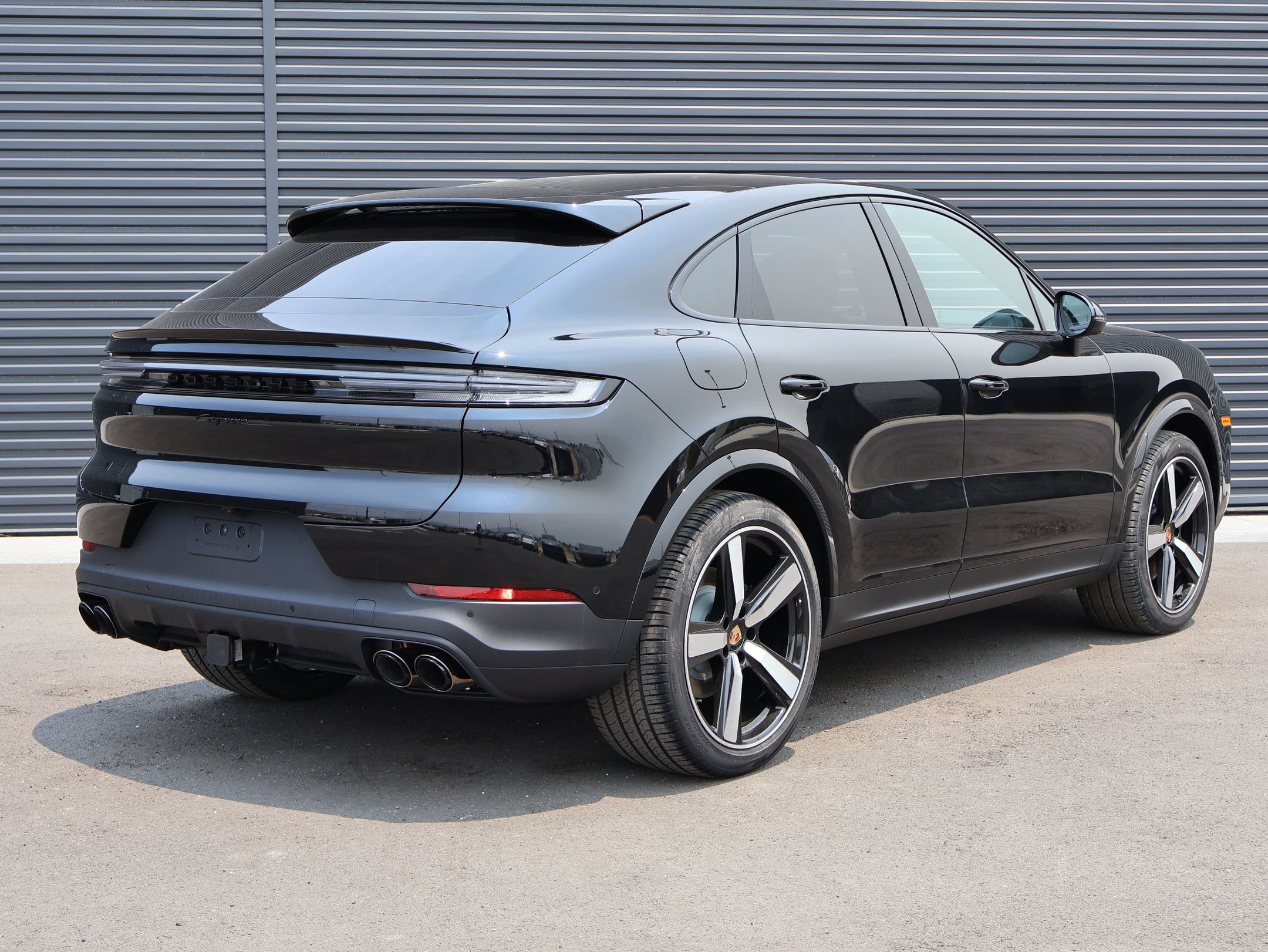 New 2026 Porsche Cayenne Coupe AWD/4WD image 9