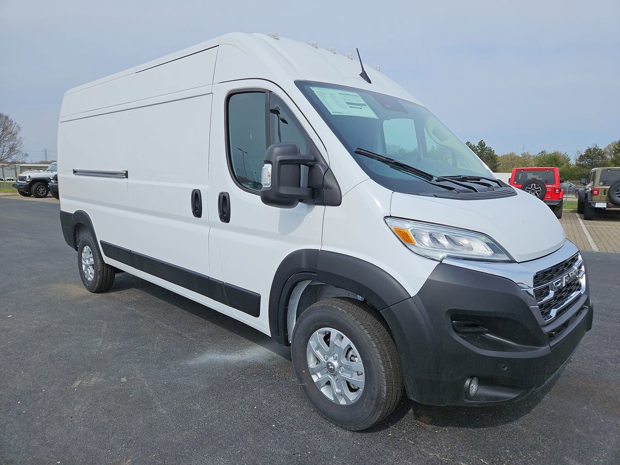New 2025 RAM ProMaster 2500 w/ Quick Order Package 22G SLT