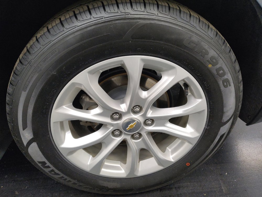 Used 2020 Chevrolet Equinox LS w/ LS Convenience Package FWD image 31