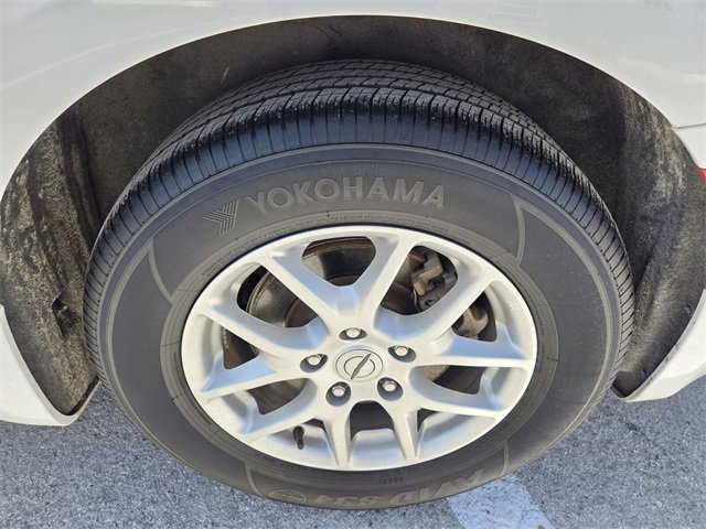 Certified 2023 Chrysler Pacifica Touring-L image 21