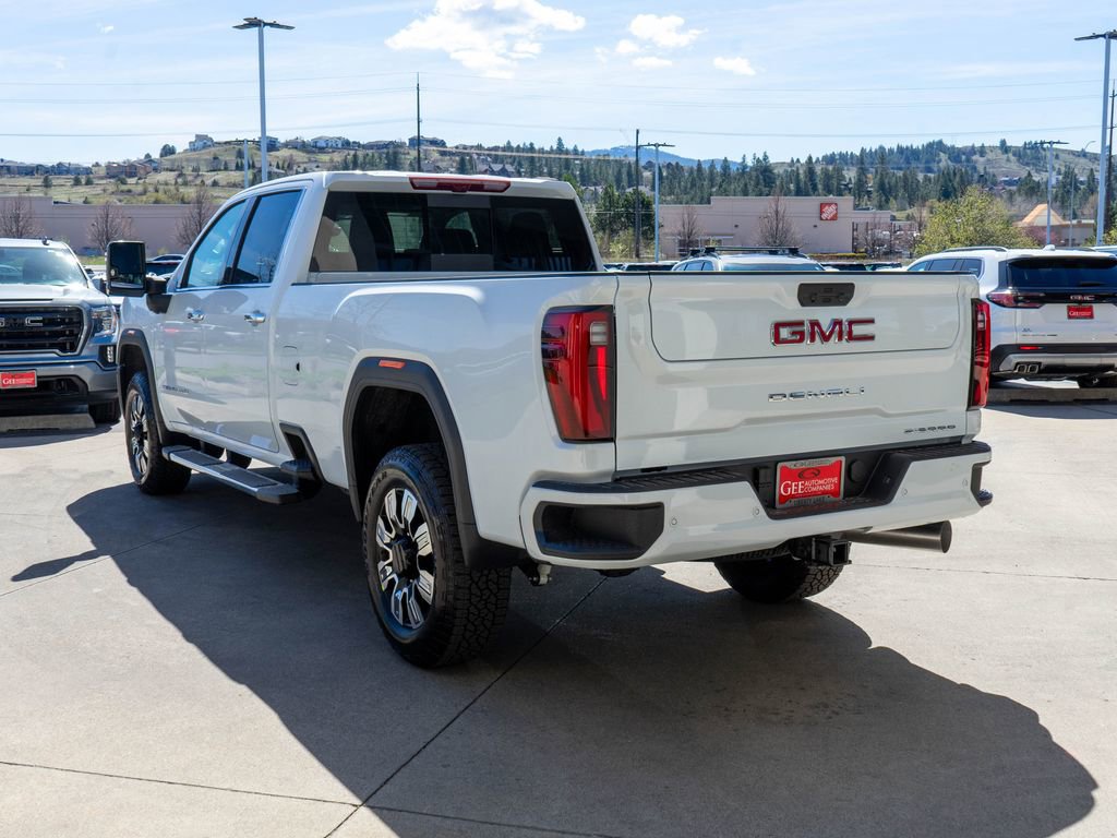 New 2026 GMC Sierra 3500 Denali w/ Denali Reserve Package AWD/4WD image 5
