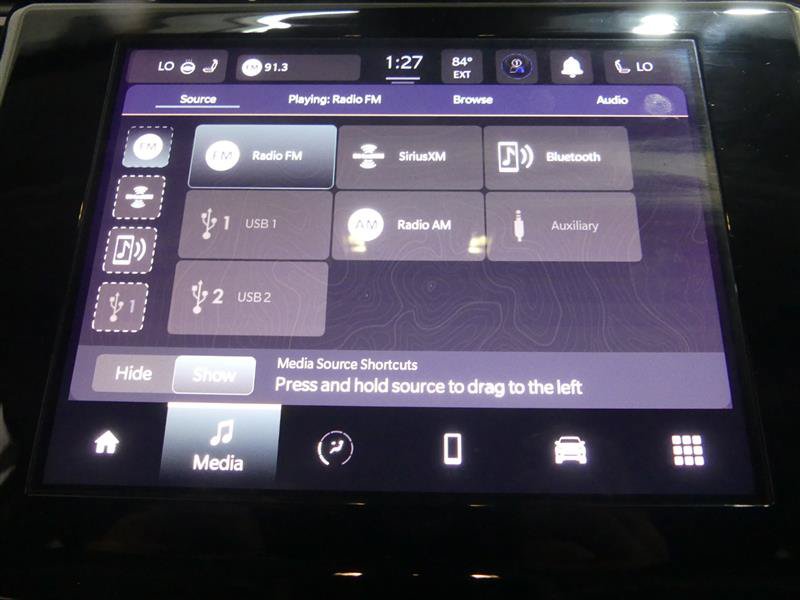 Used 2023 Jeep Grand Cherokee Laredo w/ Luxury Tech Group I AWD/4WD image 43