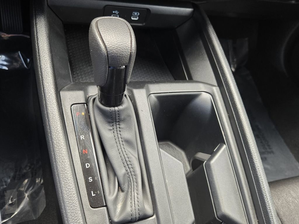 Certified 2025 Honda Accord SE image 20