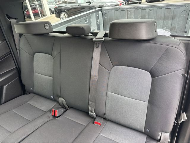 Used 2023 Chevrolet Colorado W/T RWD image 4