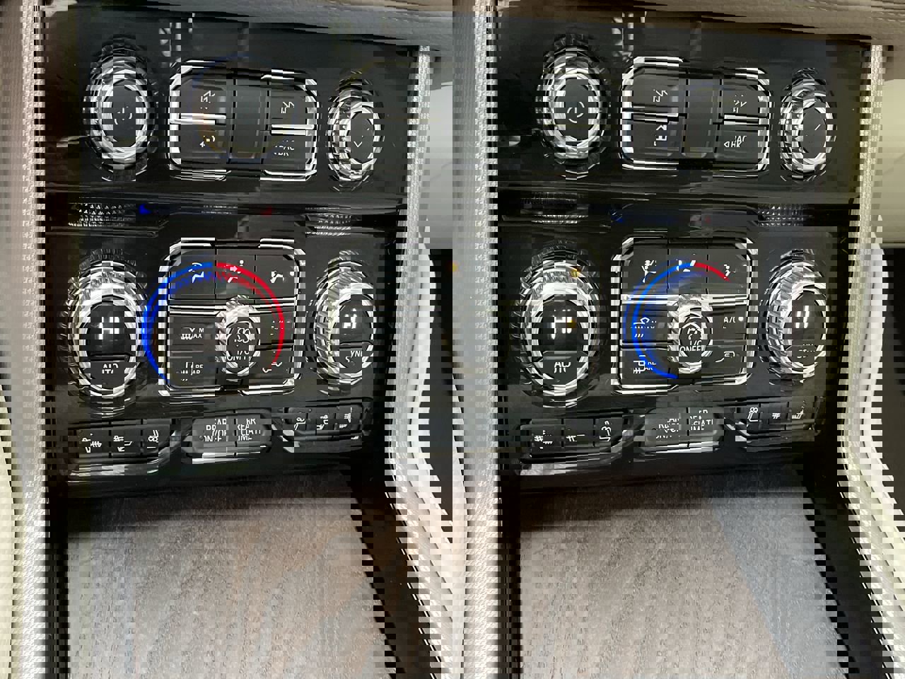 Certified 2024 GMC Yukon Denali AWD/4WD image 25