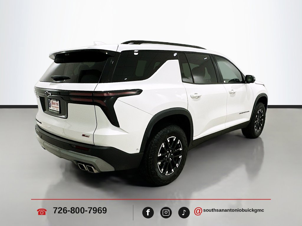 Used 2025 Chevrolet Traverse Z71 w/ Enhanced Driving Package AWD/4WD image 8