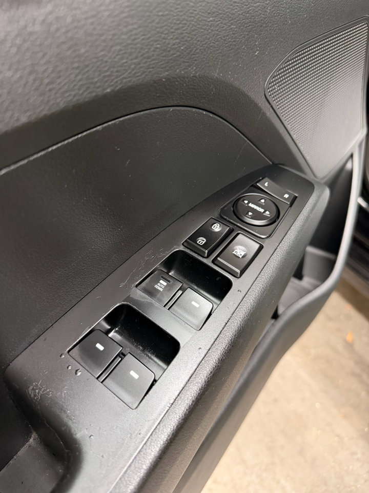 Used 2019 Hyundai Elantra SE w/ Cargo Package image 14