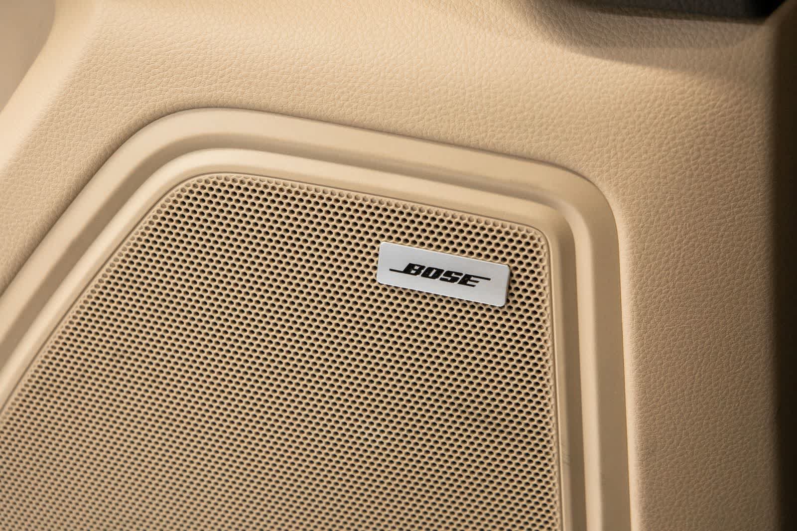 Certified 2024 Porsche Macan AWD/4WD image 29