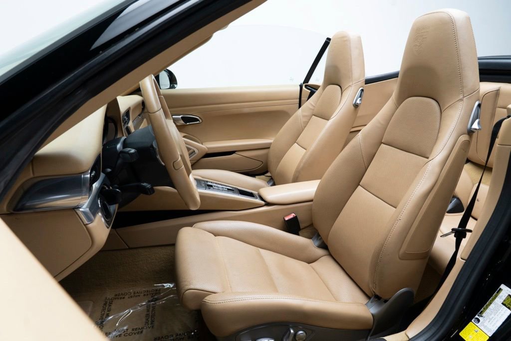 Used 2013 Porsche 911 Carrera 4S image 3