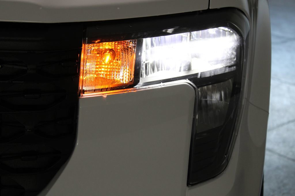 New 2026 Ford Maverick XL image 48