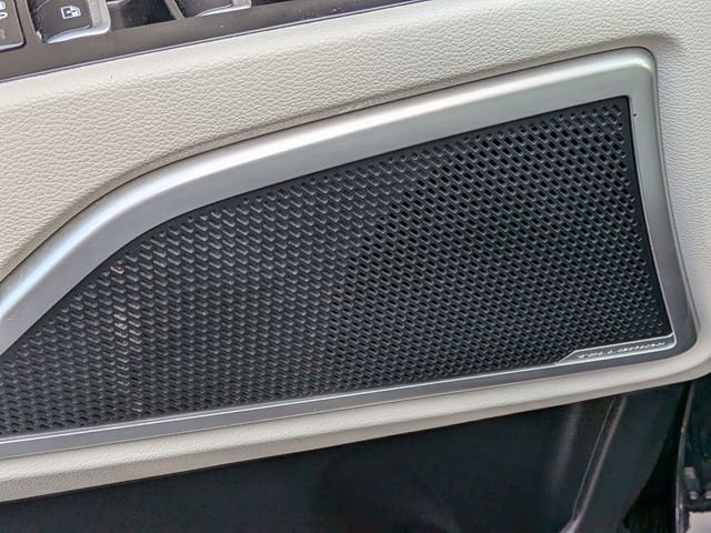 Used 2022 Kia Telluride EX w/ Towing Package image 10