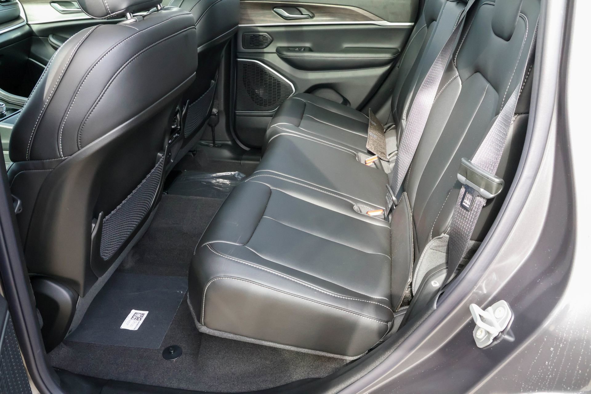 New 2026 Jeep Grand Cherokee Limited image 14