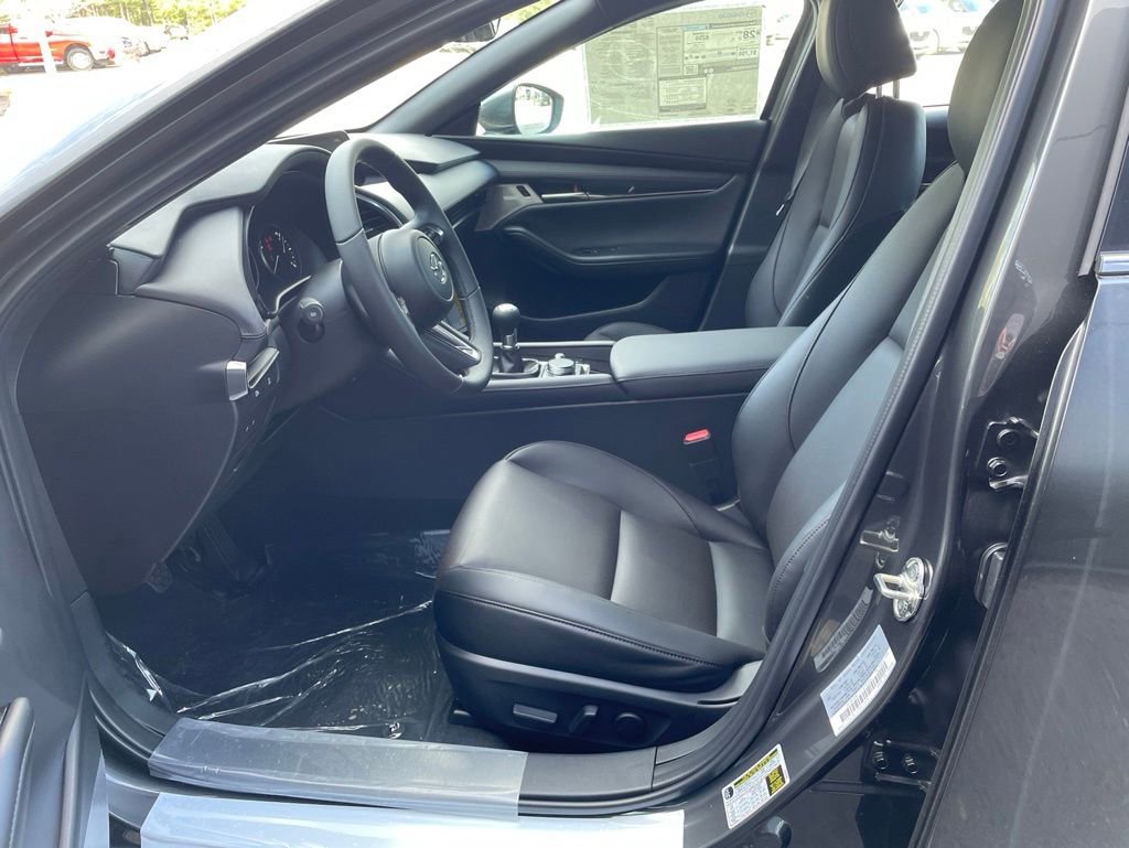 New 2026 MAZDA MAZDA3 2.5 S Hatchback w/ Premium Pkg FWD image 12