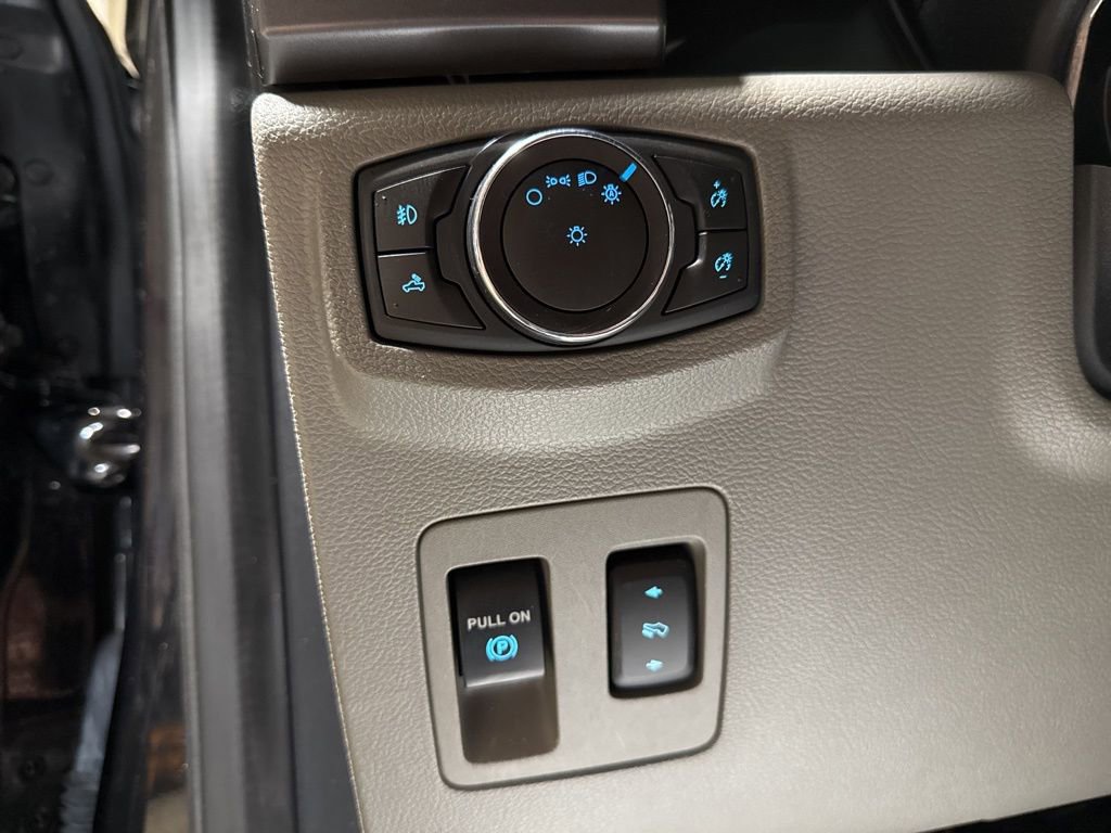 Used 2019 Ford F150 XLT w/ Equipment Group 302A Luxury image 26