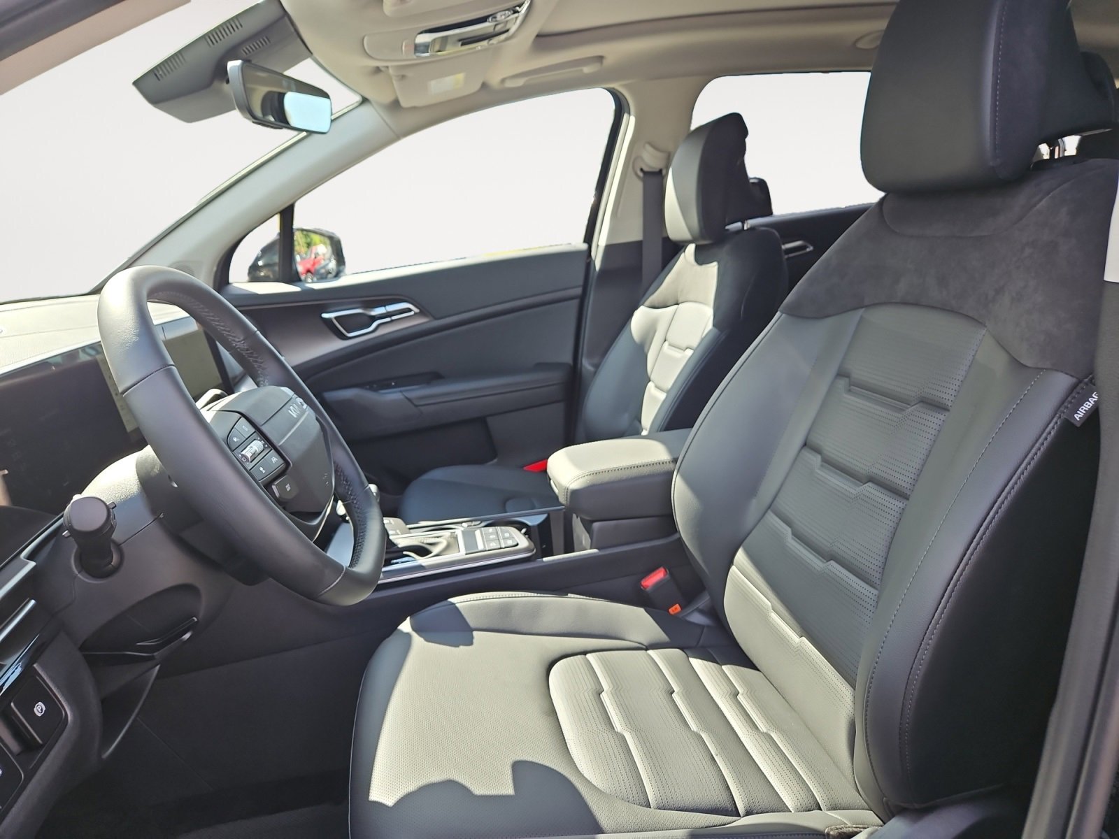 New 2026 Kia Sportage SX image 9