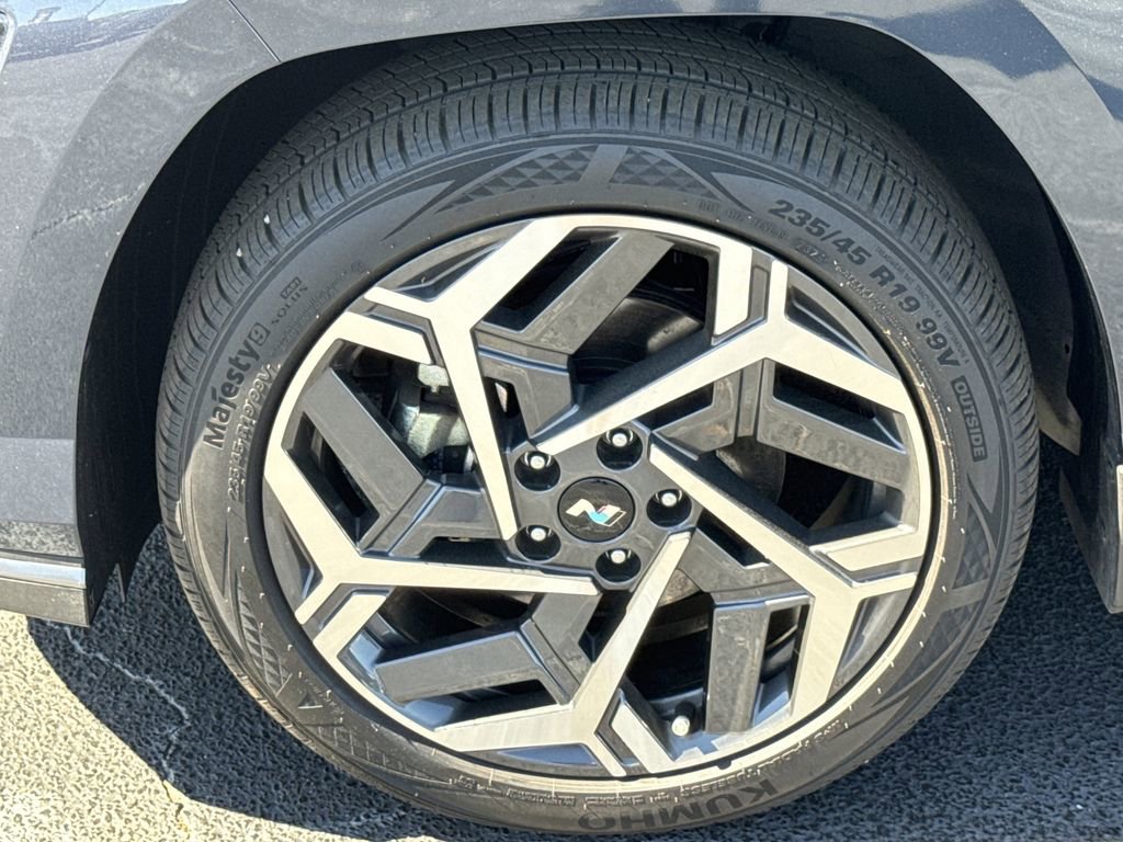 Used 2025 Hyundai Kona N Line S FWD image 11