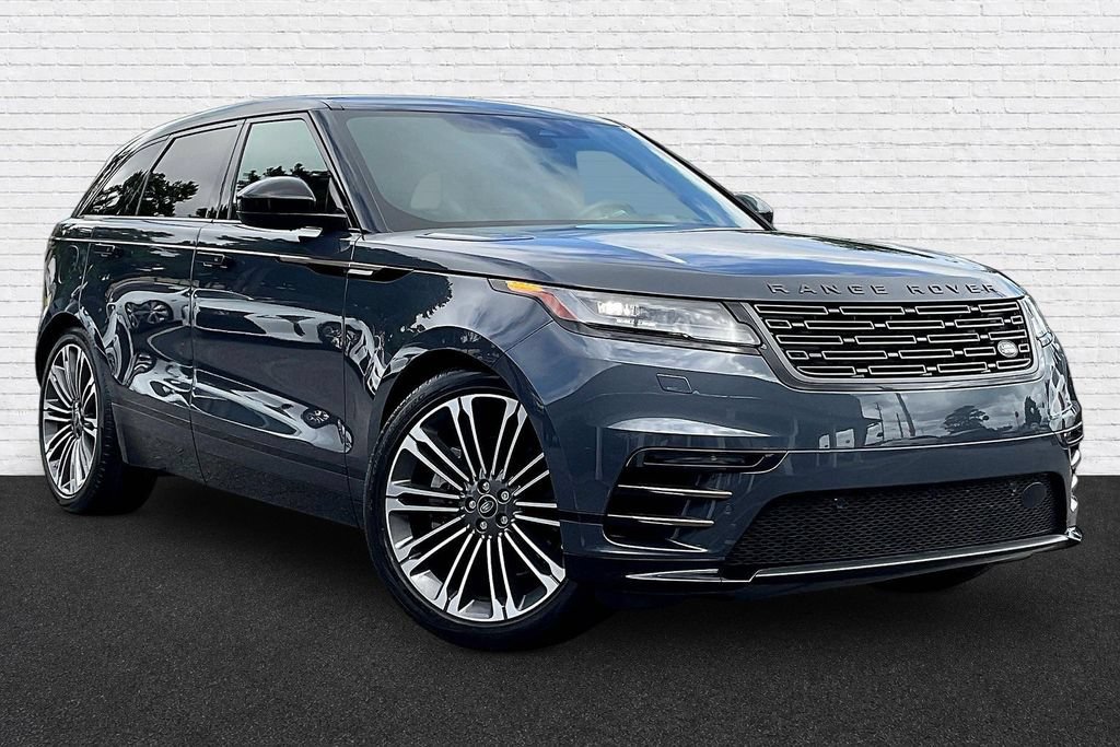 Used 2024 Land Rover Range Rover Velar Dynamic HSE AWD/4WD image 3