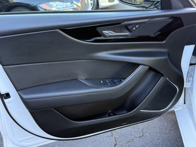 Used 2020 Jaguar XE S image 22