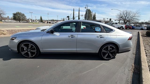 Used 2025 Honda Accord Sport image 7