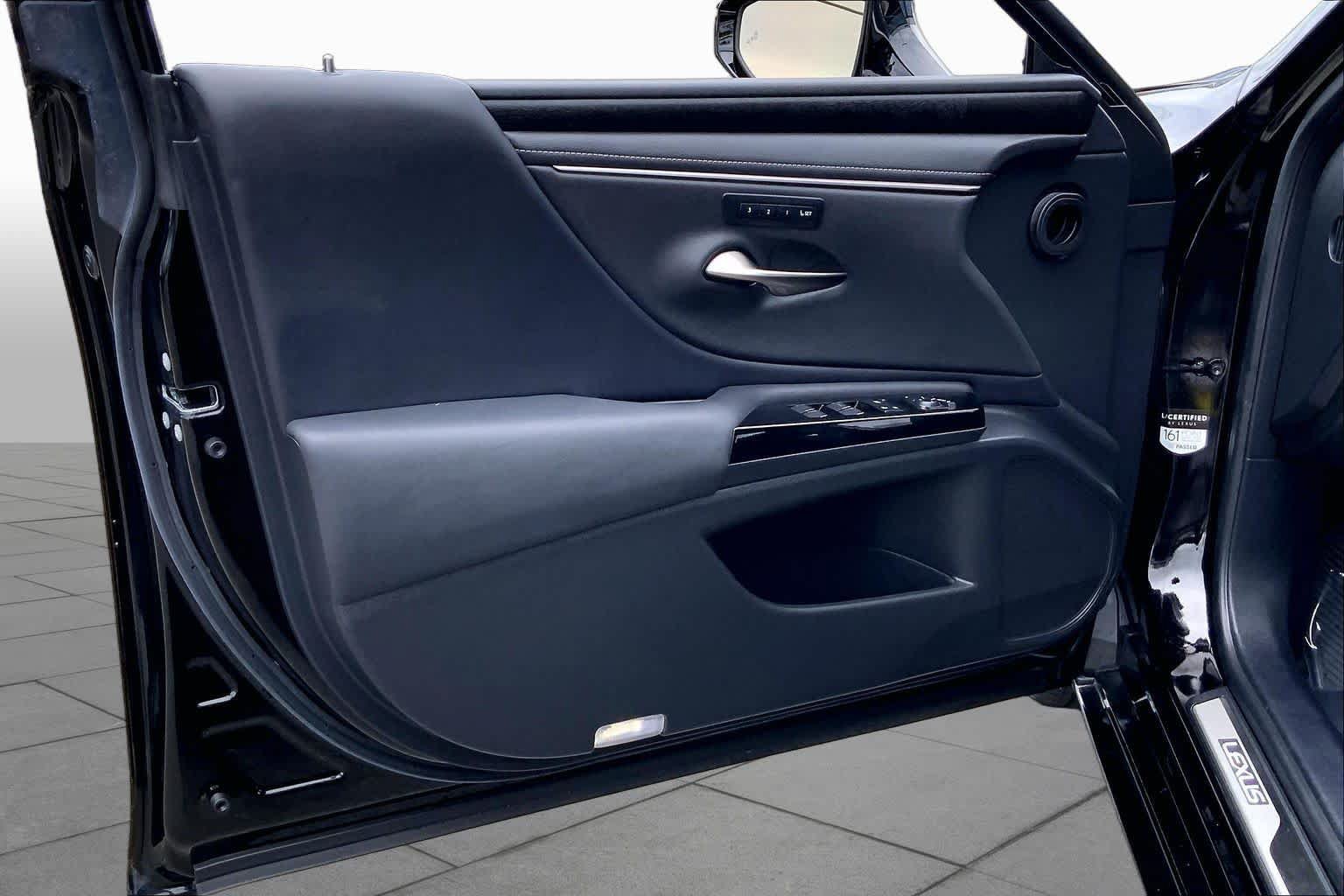 Certified 2024 Lexus ES 350 w/ Premium Package FWD image 22
