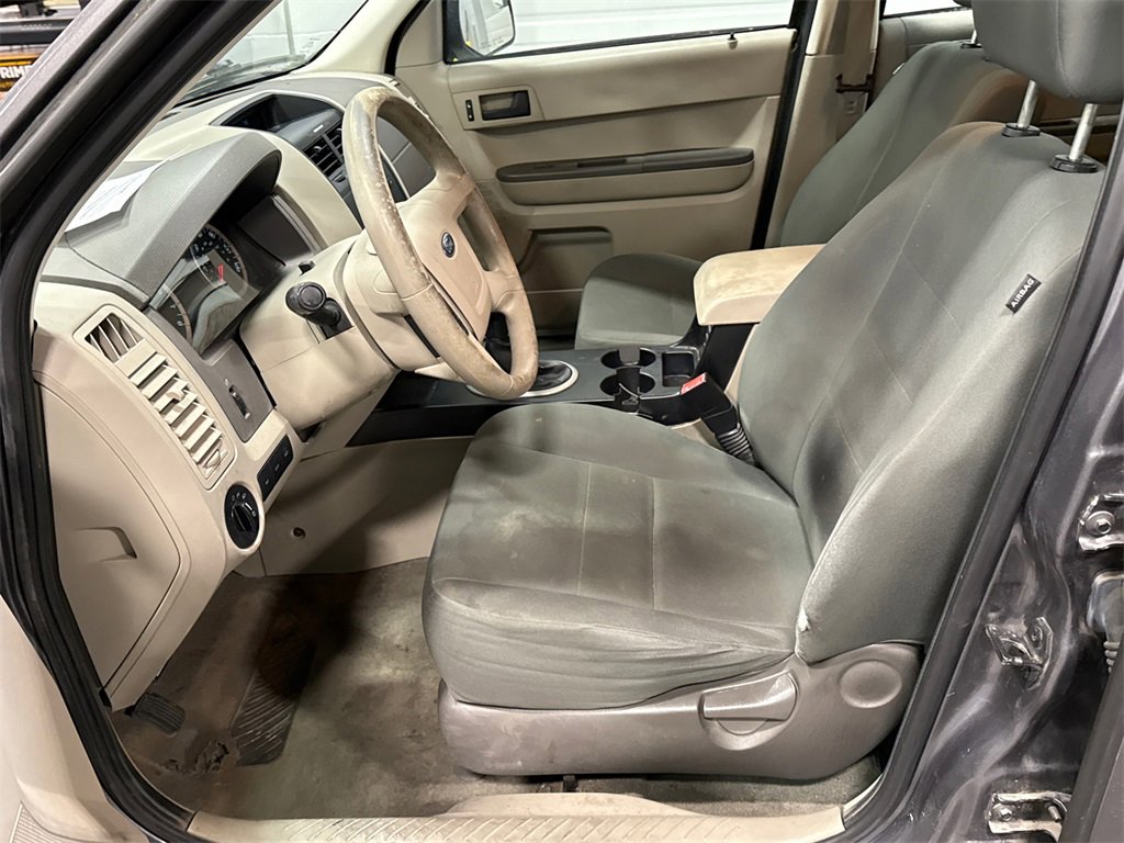 Used 2012 Ford Escape XLS image 6