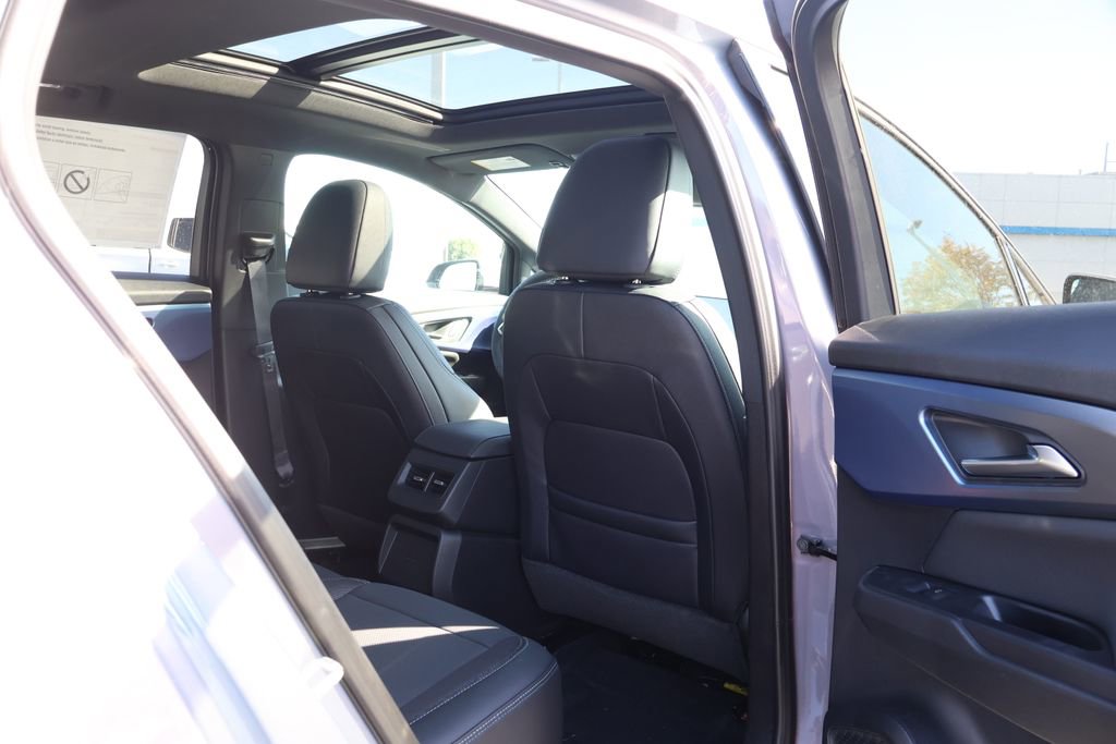 New 2026 Chevrolet Equinox EV LT image 37