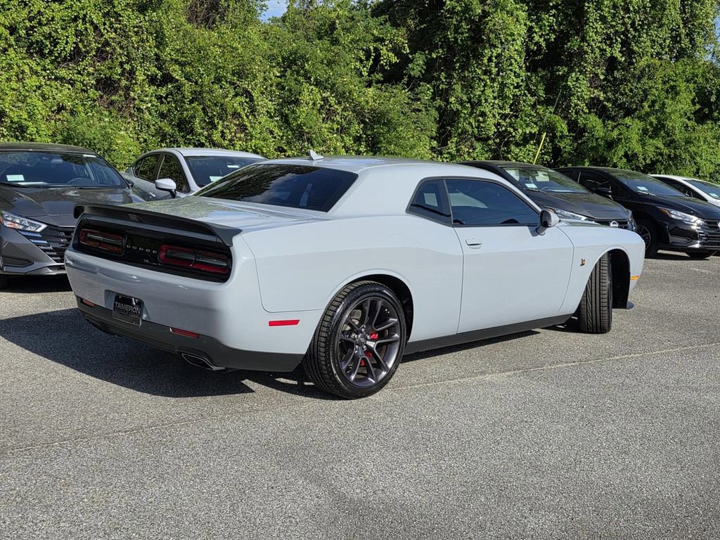 Used 2022 Dodge Challenger R/T Scat Pack w/ Shaker Package RWD image 6
