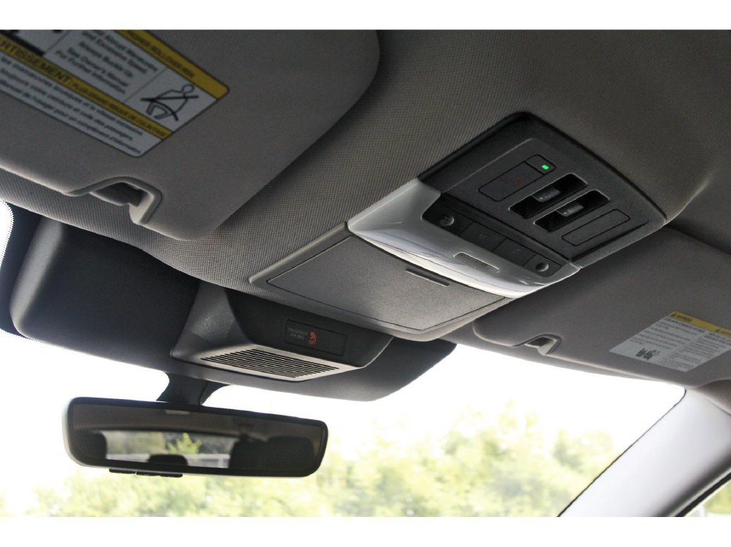 Used 2023 Nissan Pathfinder Platinum w/ Lighting Package (N93) FWD image 27